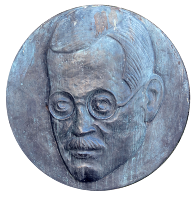 Medalhão em bronze figurando o poeta Teófilo Carneiro