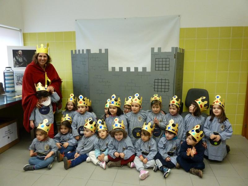 Jardim-de-infância da Santa Casa da Misericórdia de Ponte de Lima participa na atividade “A coroa...